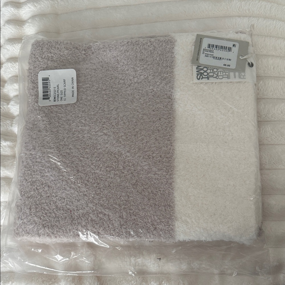 Barefoot Dreams Cozy Scarf - Cream and Gray